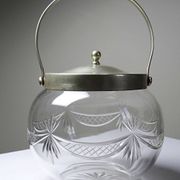Pot/bowl with a bubble design, antique engraved crystal from Bohemia and silver-plated metal, 1920-1940.