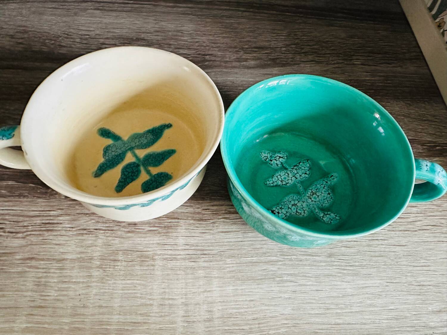 2 Missy Annecy ceramic mugs