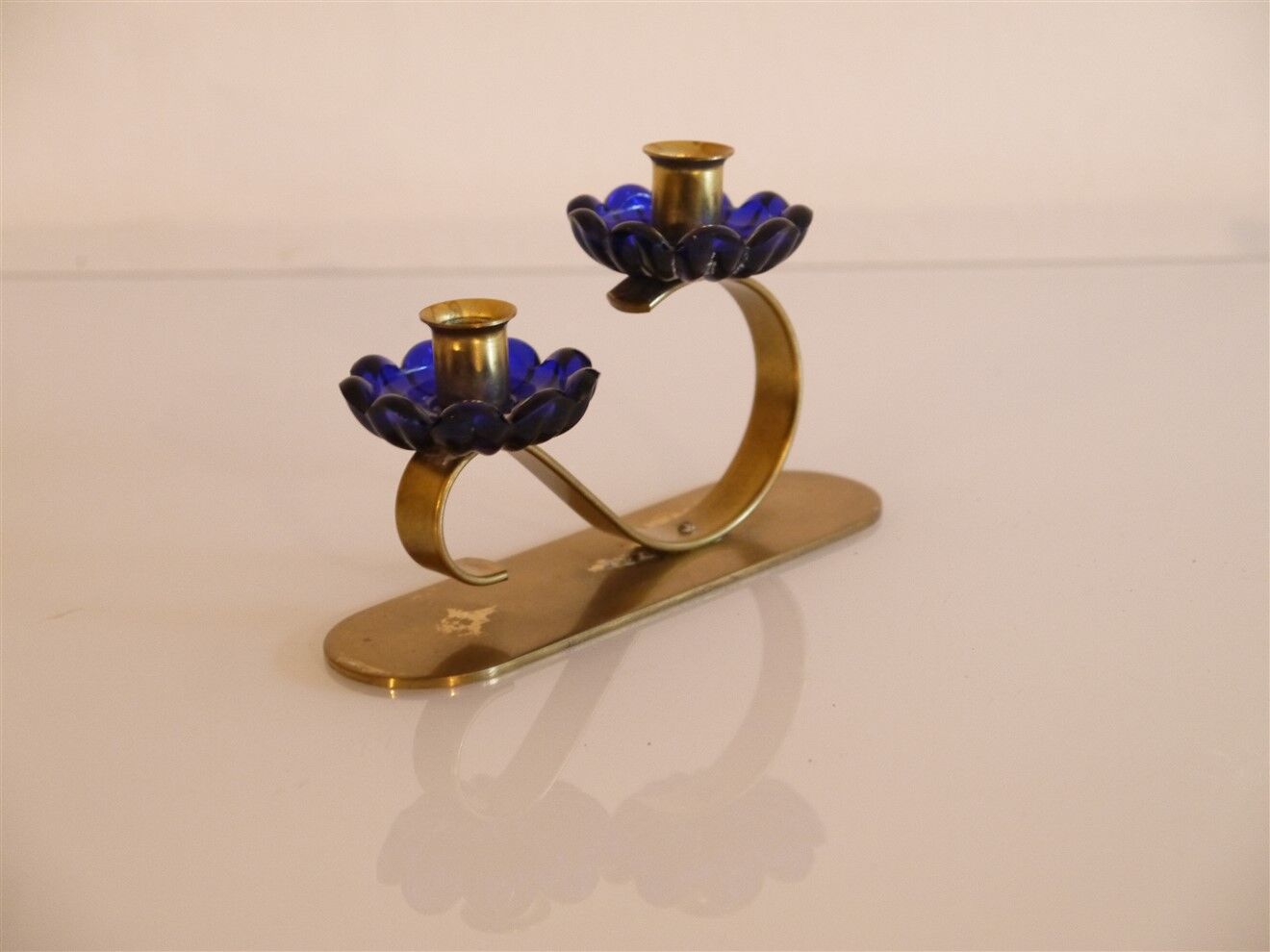 Vintage Scandinavian candle holder in brass and glass 1960