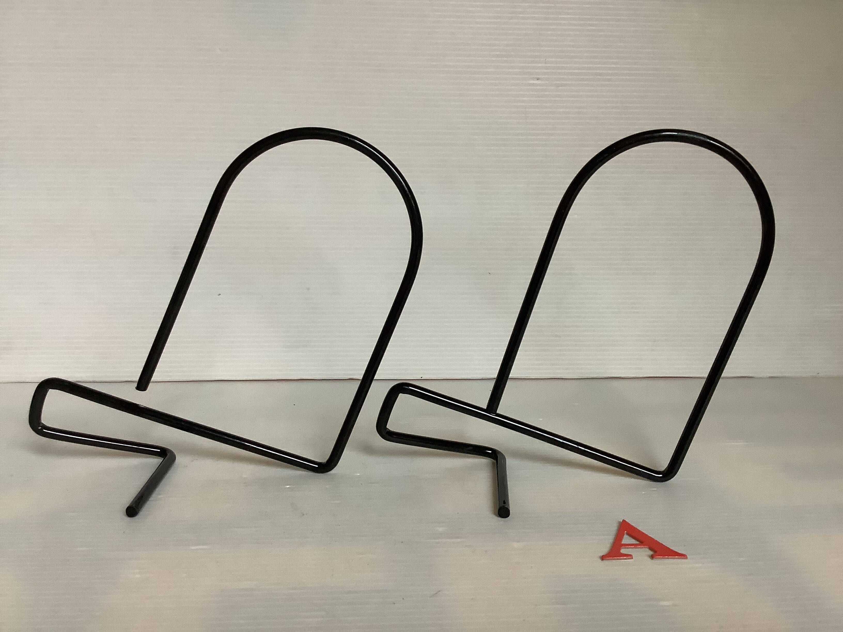 Paire de serre livres métal noir A