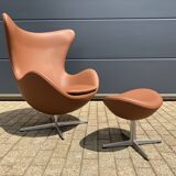 2x Fritz Hansen Egg Chair +1x Ottoman in Cognac leather NIEUW!!