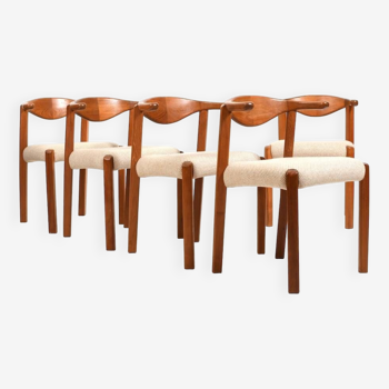 Set of Five solid Teak Cow Horn Chairs by Dyrlund