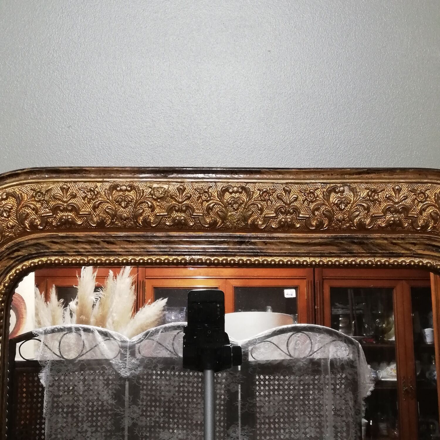 Louis Philippe style mirror in elm-veneered wood and gilded stucco height 83cm