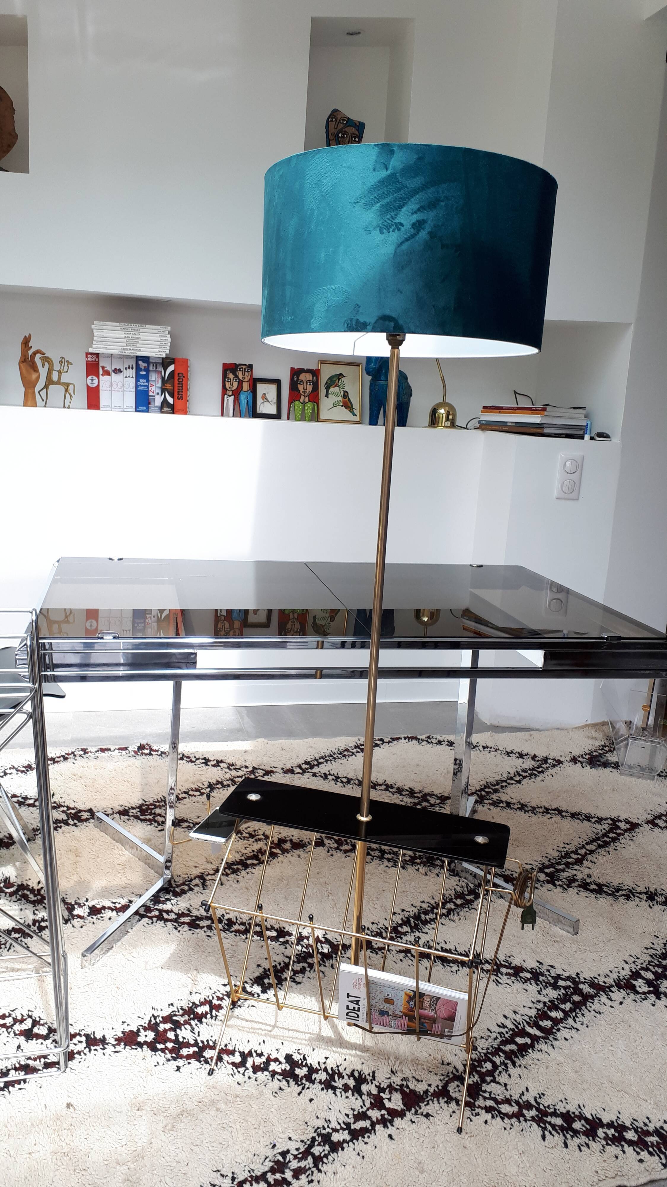 Floor lamp in gilded and opaline metal 50 years