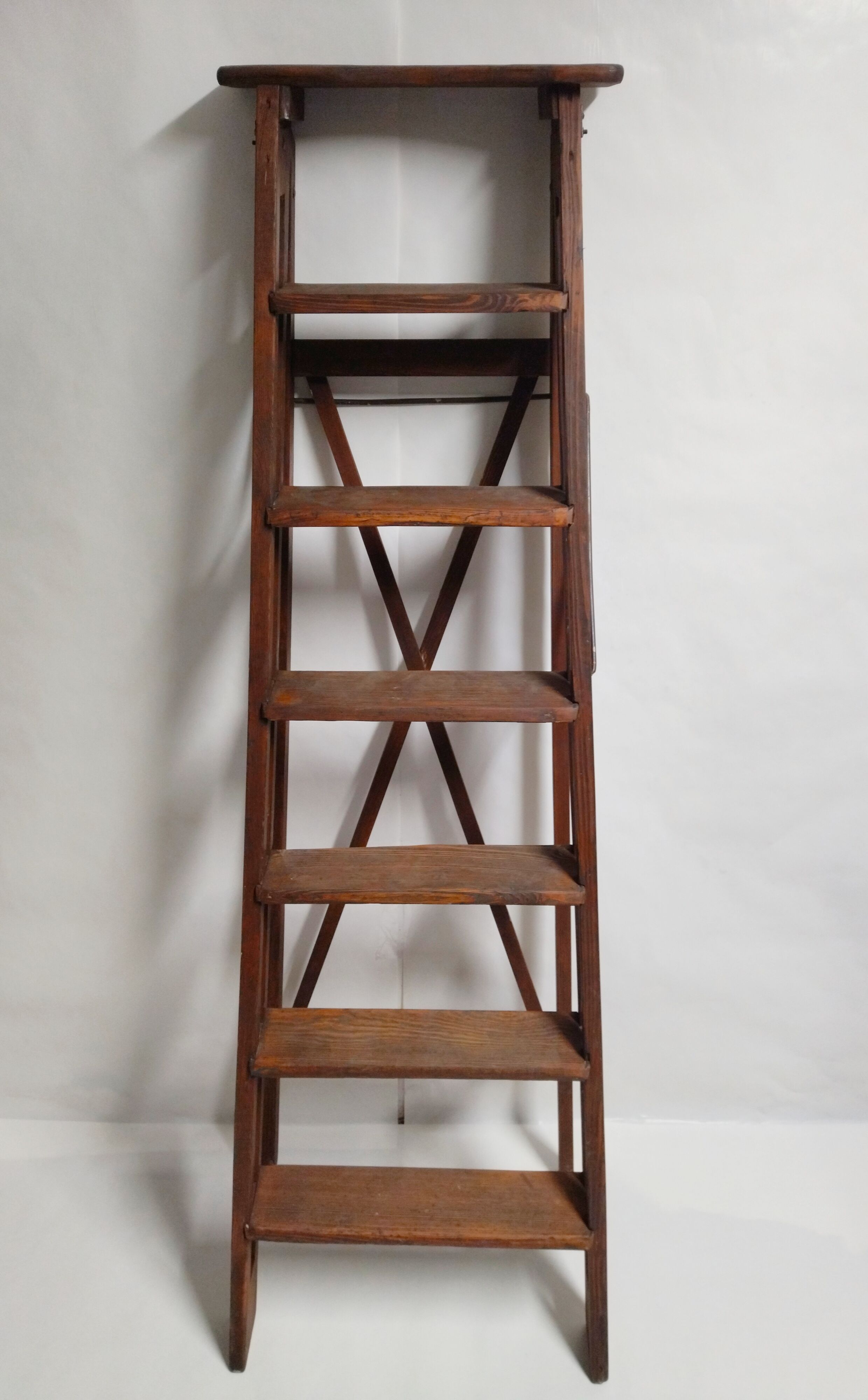 Library stepladder