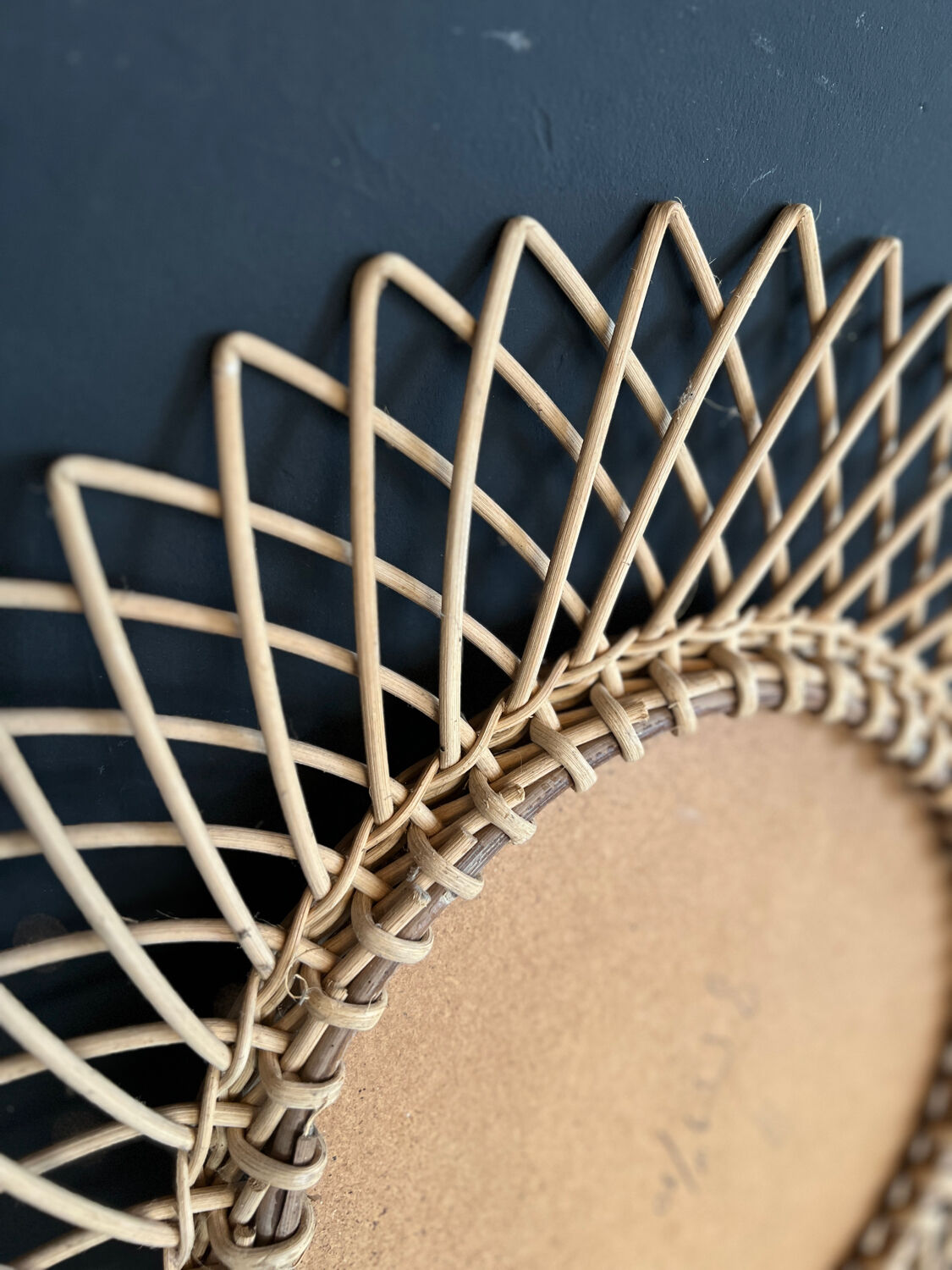 Rattan sun mirror 27cm
