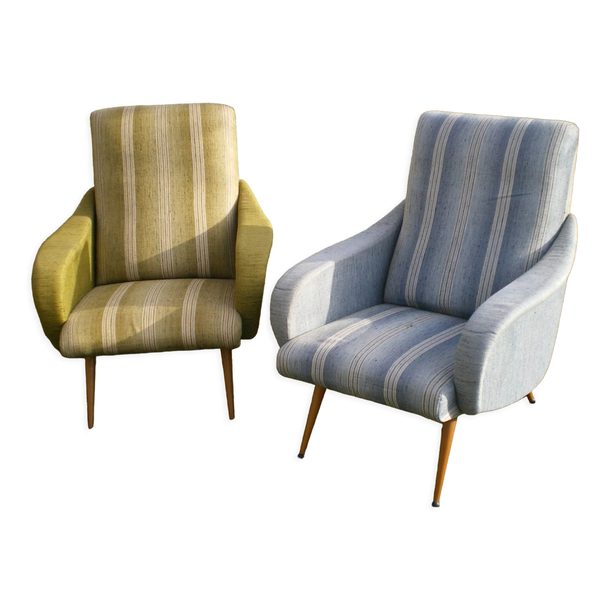 Pair of vintage armchairs, Italian design