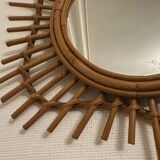 Miroir en rotin vintage en forme de guitare