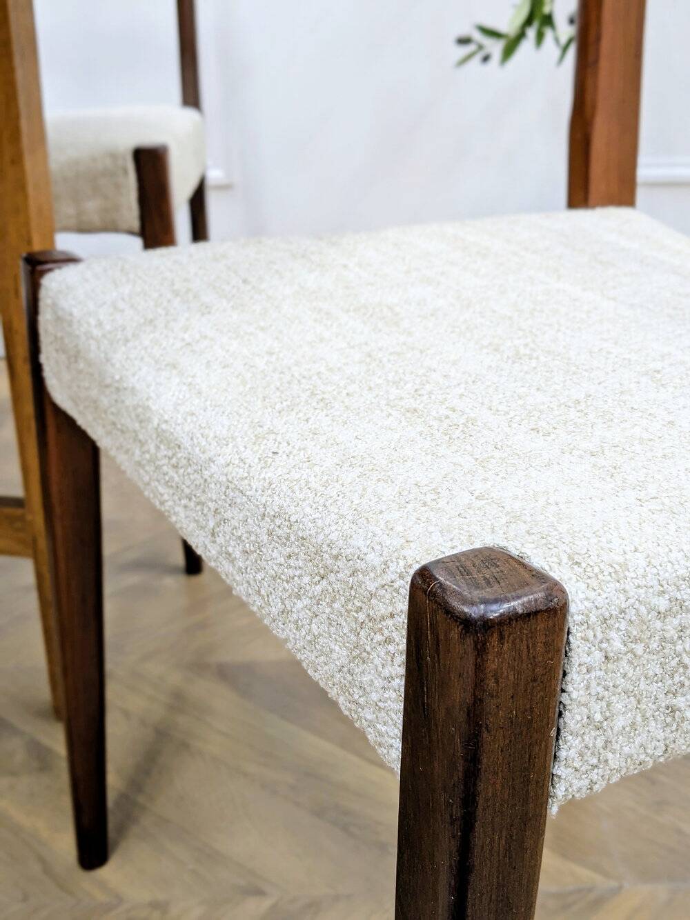 Set of 6 Scandinavian chairs