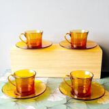 Amber coffee cups 70s