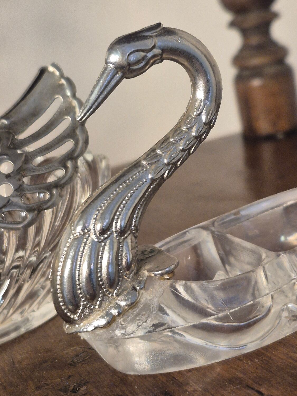 Swan salt shakers