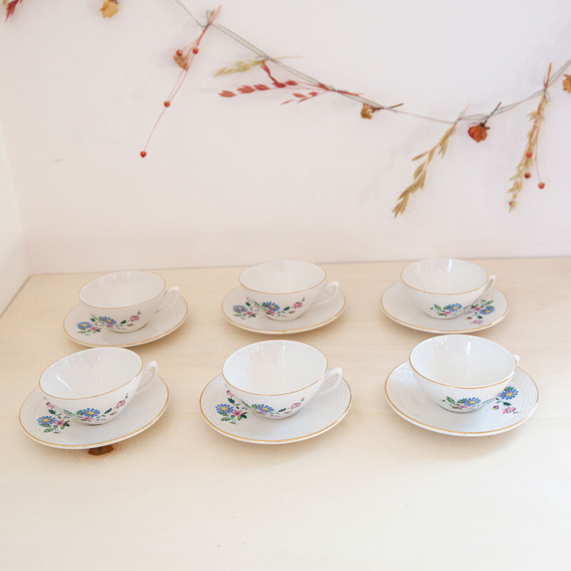 6 coffee cups and saucers Digoin flower patterns