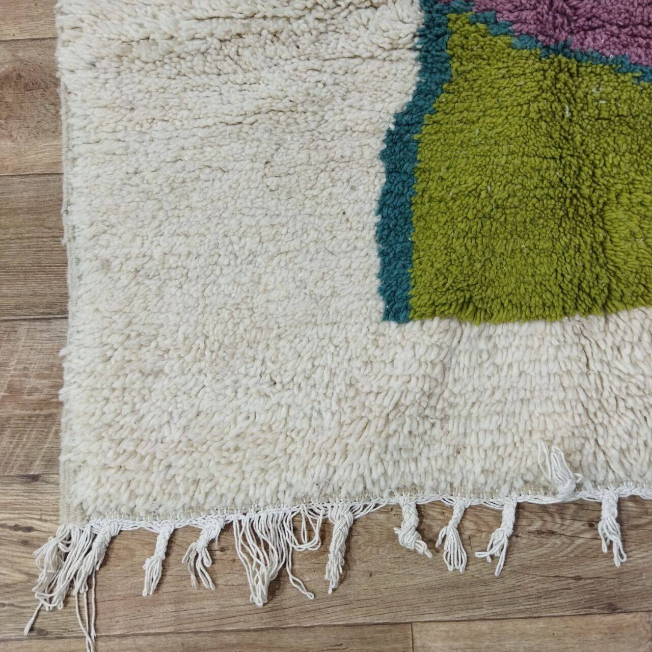 Handmade Moroccan Berber rug 260 x 133 cm