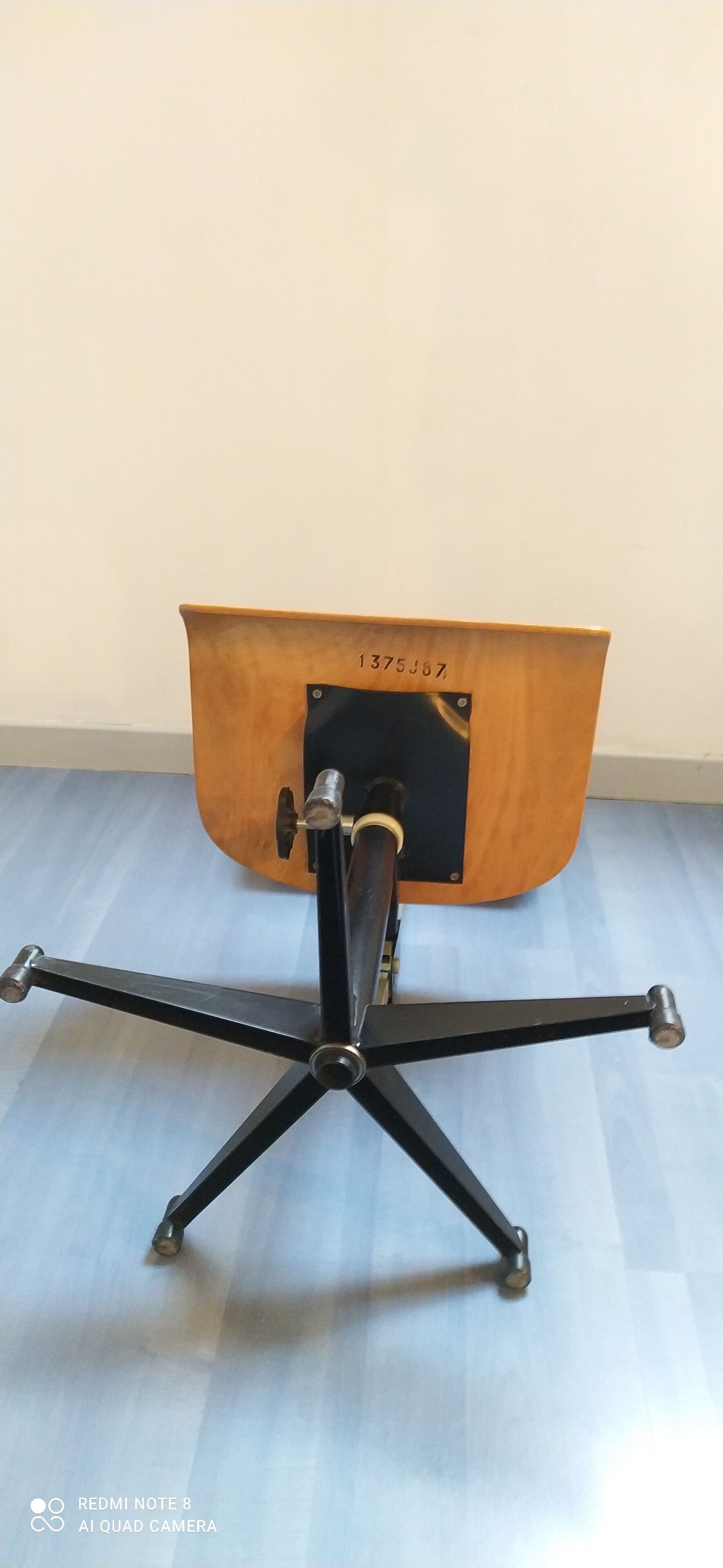 Vintage workshop chair, back height and adjustable seating