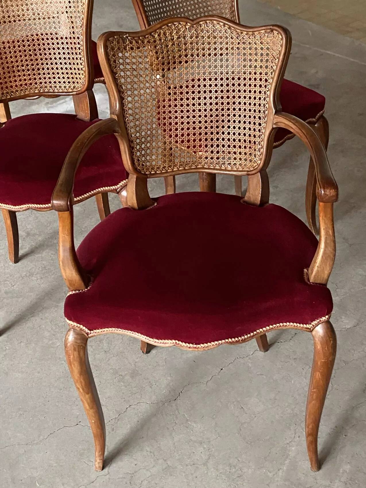 Set of 4 Louis XV style chairs in cherry wood – canework and burgundy velvet