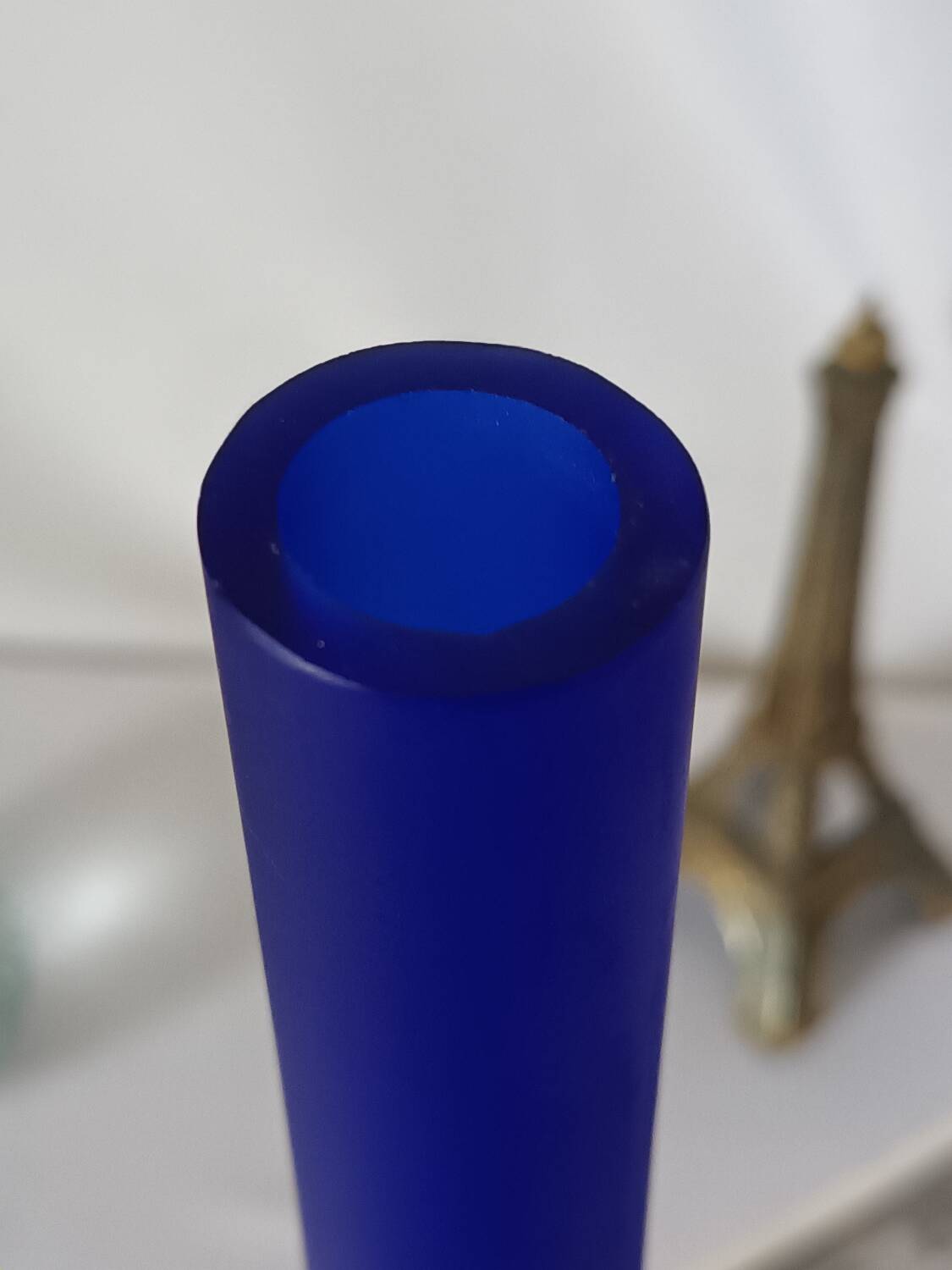 Vintage cobalt blue soliflore vase