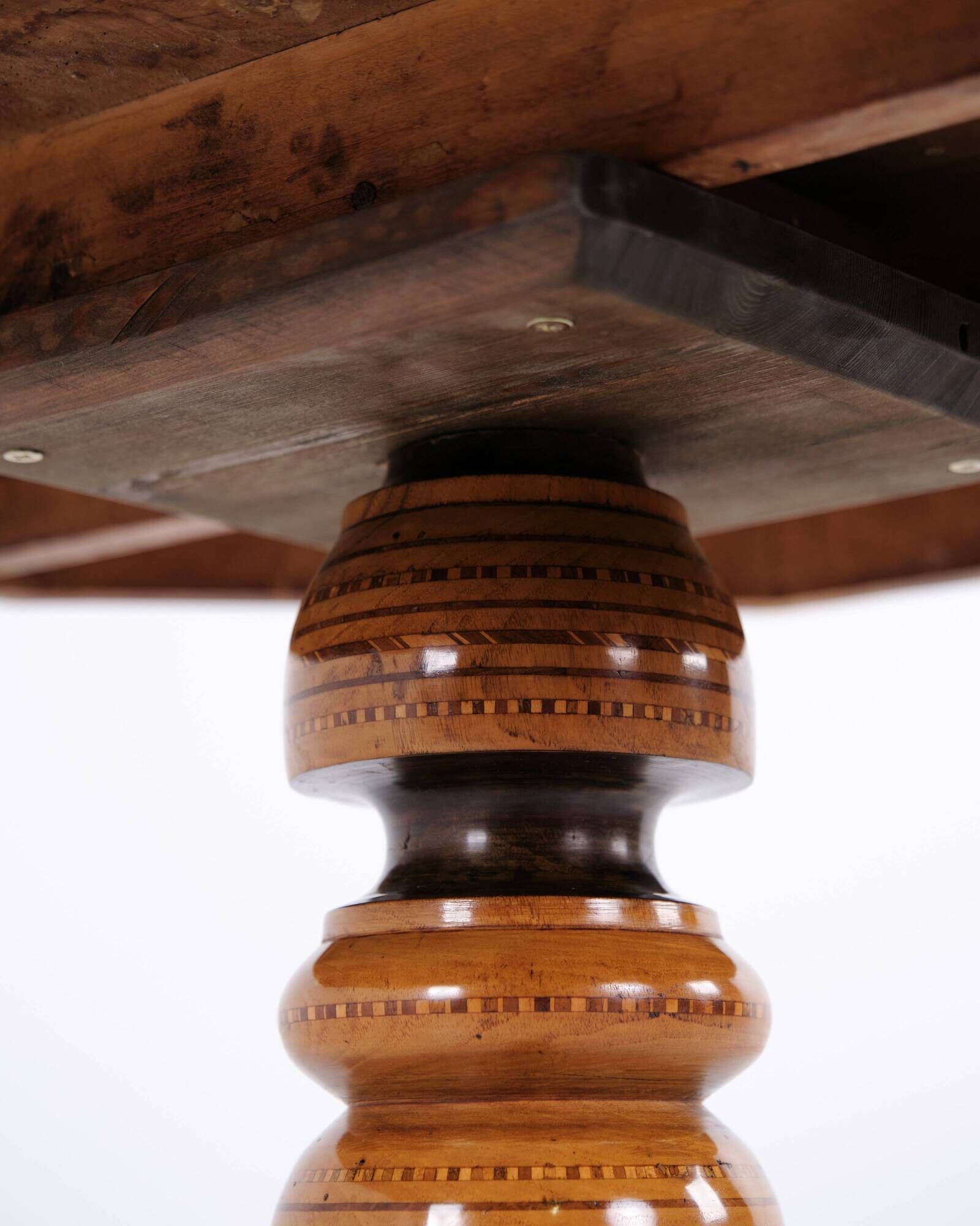 Octagonal column table - lamp table - decorated with intarsia - Italy - 1850s