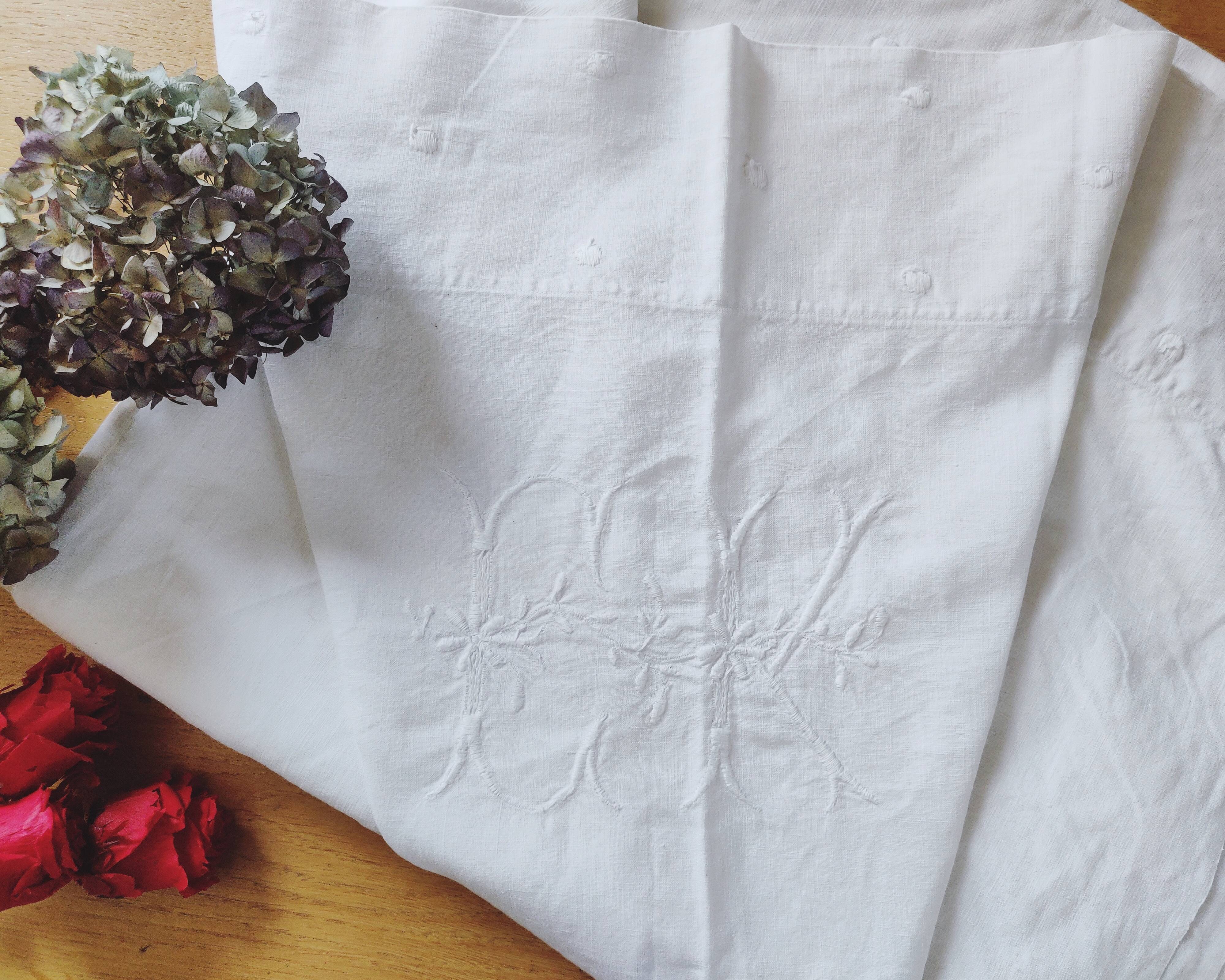 190 x 260 cm "CK" antique linen flat sheet
