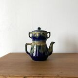 Cafetière ancienne en céramique