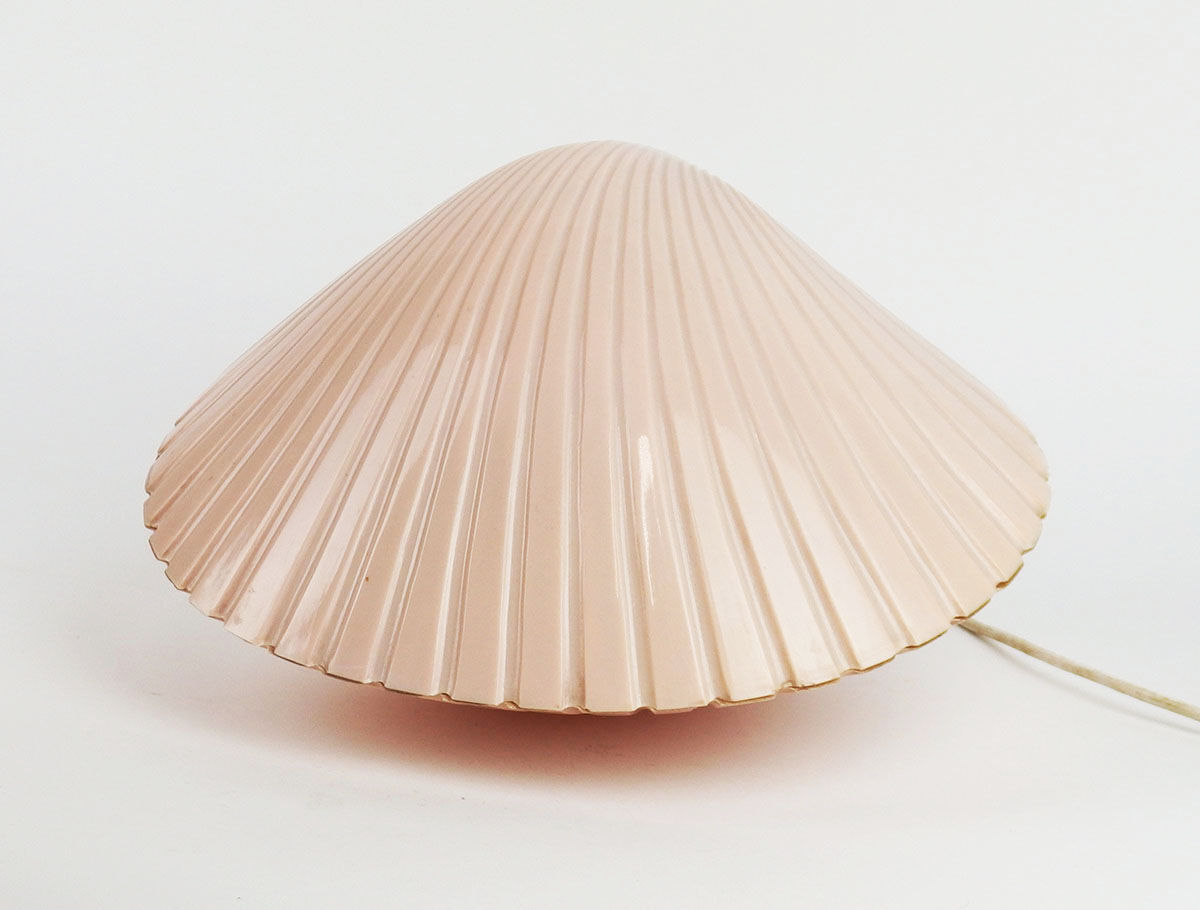 Shell lamp design Michèle Mahé, distributed to Disderot