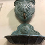 Enamelled cast iron fountain