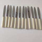 Set of 12 Bakelite knives