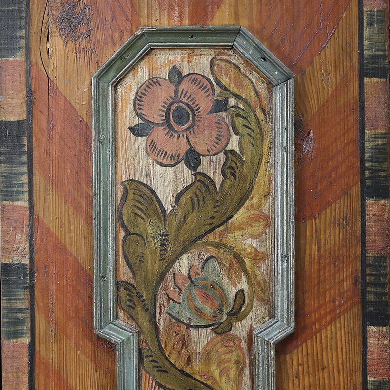 Armoire de mariée peinte d'art populaire