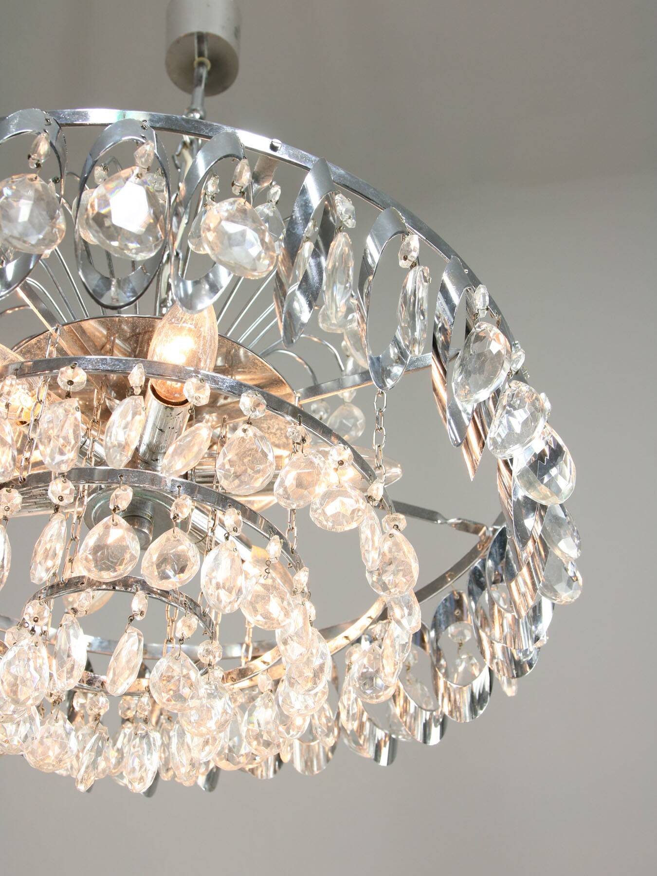 Lustre en cristal viennois vintage de taille moyenne, années 70