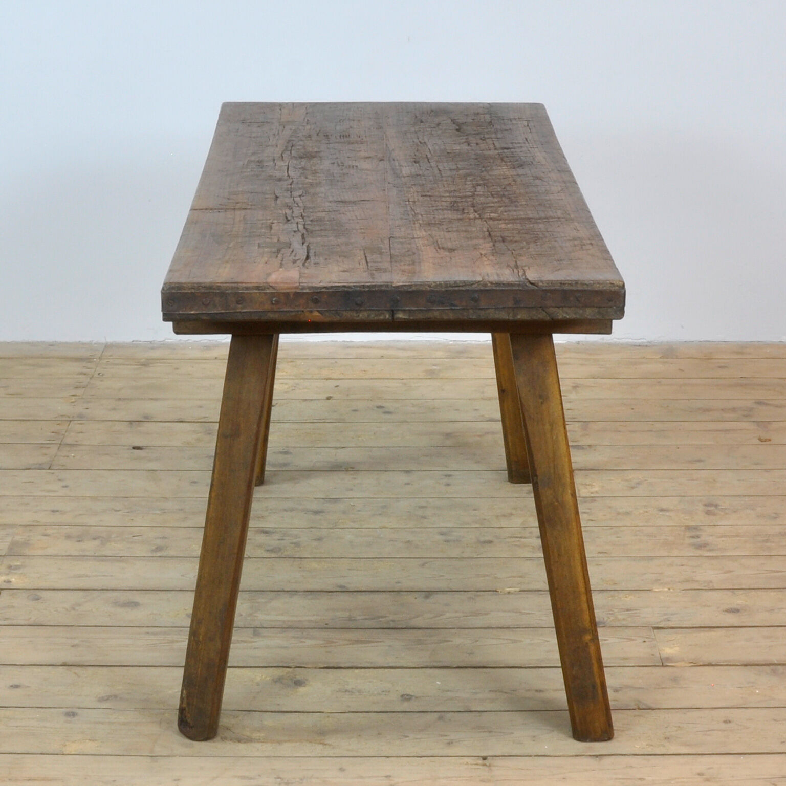 Vintage farmtable, 1930