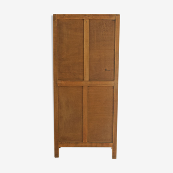 Armoire parisienne