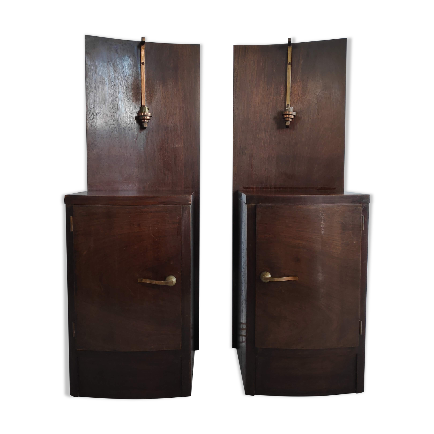 Paire de tables de chevets Art Déco éclairées en bois et laiton
