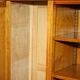Bibliothèque-armoire Art Nouveau en noyer burr et chêne par Léon Jallot