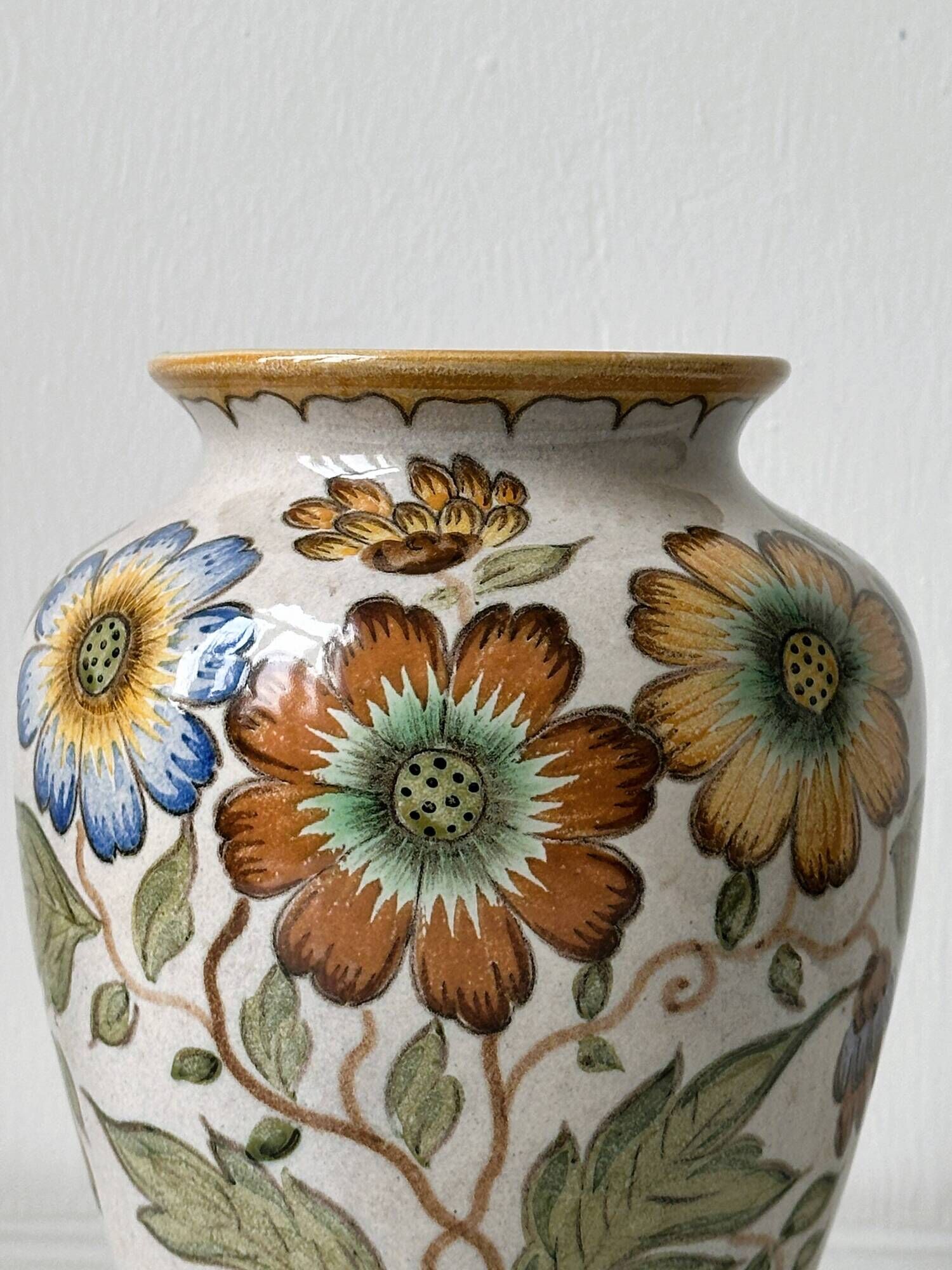 Gouda Art Holland 'POLO' hand painted floral vase number 3160