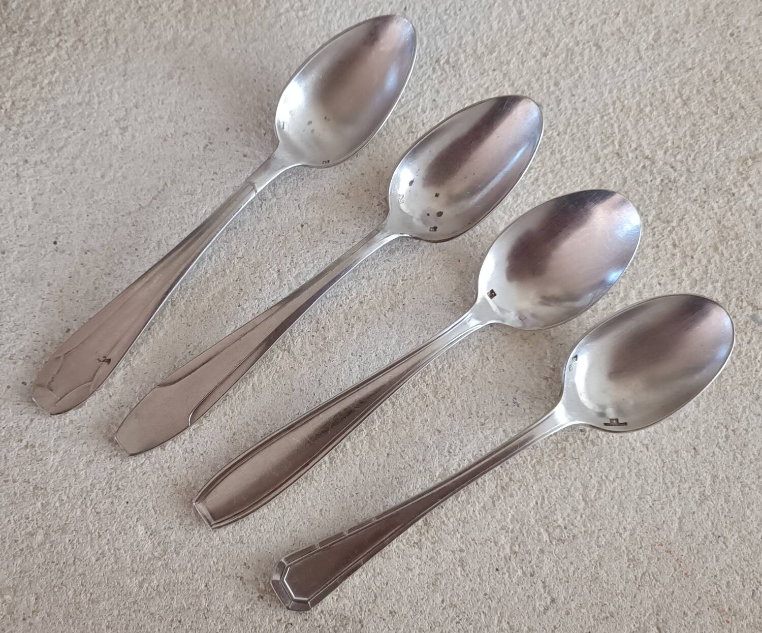 4 small Art Deco spoons
