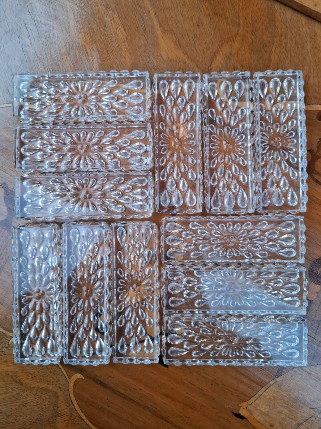 12 Baccarat crystal knife rests