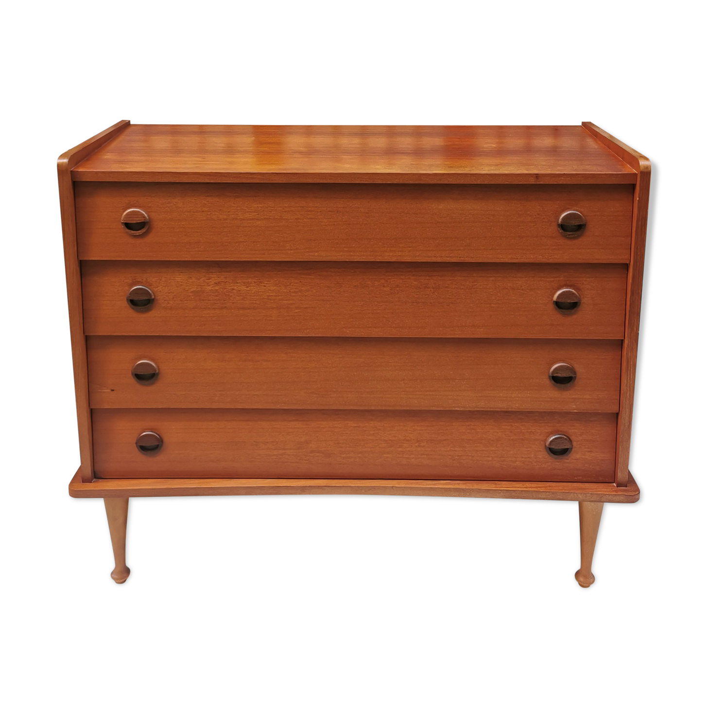 Scandinavian chest of drawers