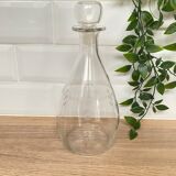 Carafe en verre gravé