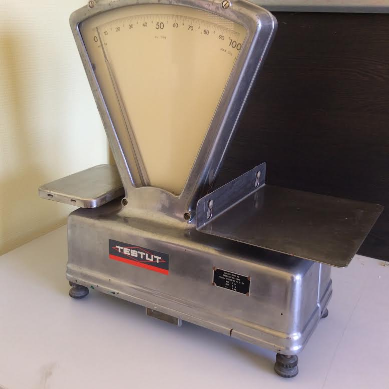 Testut balance in chromed steel