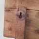 Etagère murale moules à briques en bois