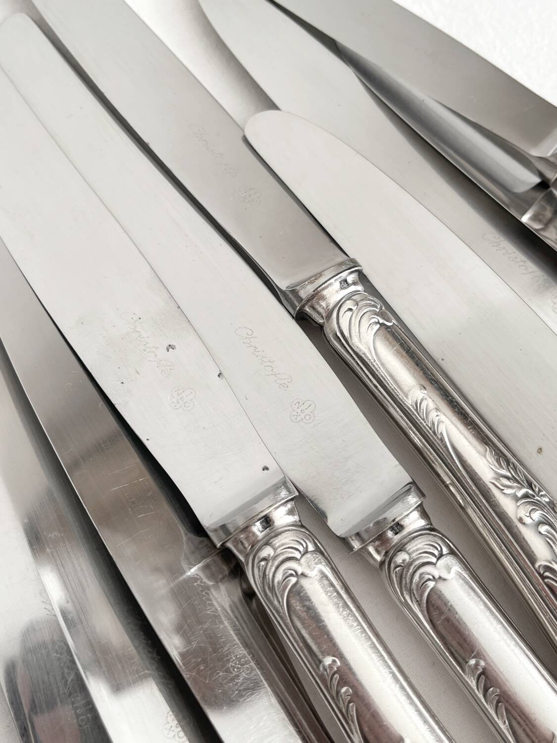 10 Christofle silver-plated “Marly” model table knives