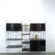 Deens design Denka modulaire kast met chromen houders en planken