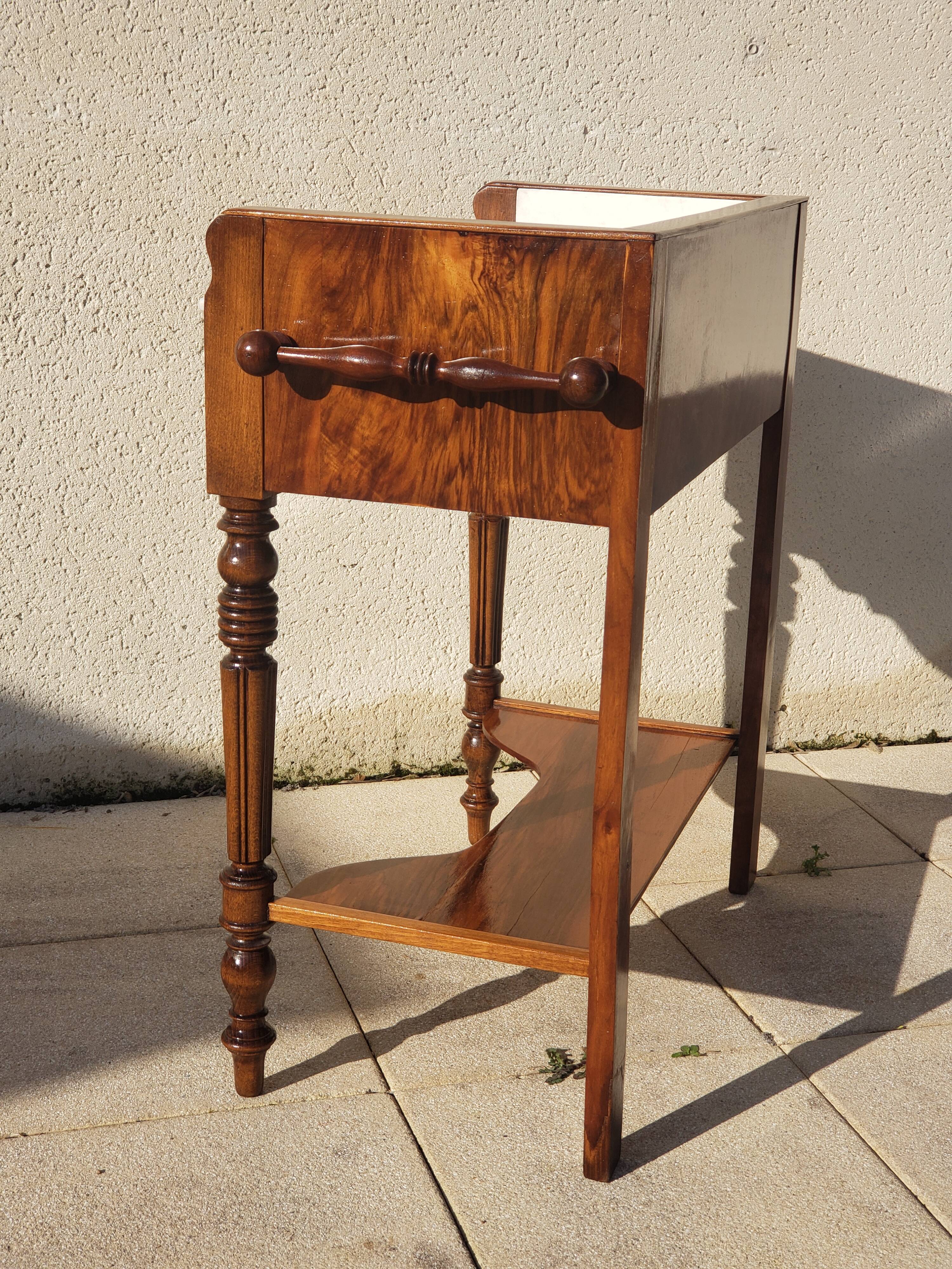Vintage console hairdresser in walnut, Art Deco Louis Philippe style.