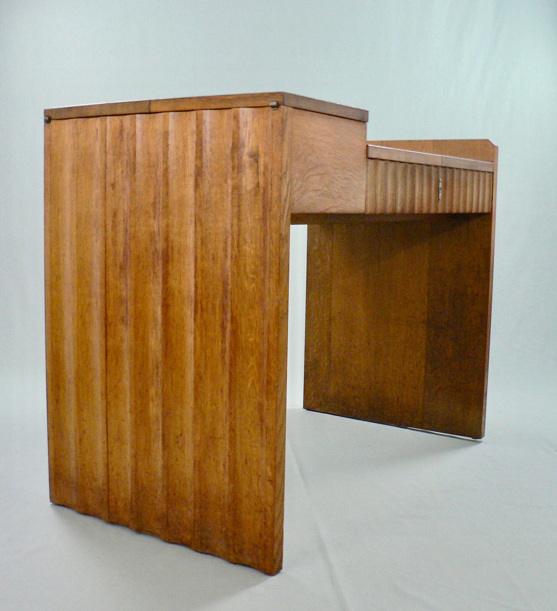 An desk chene peridode reconstruction