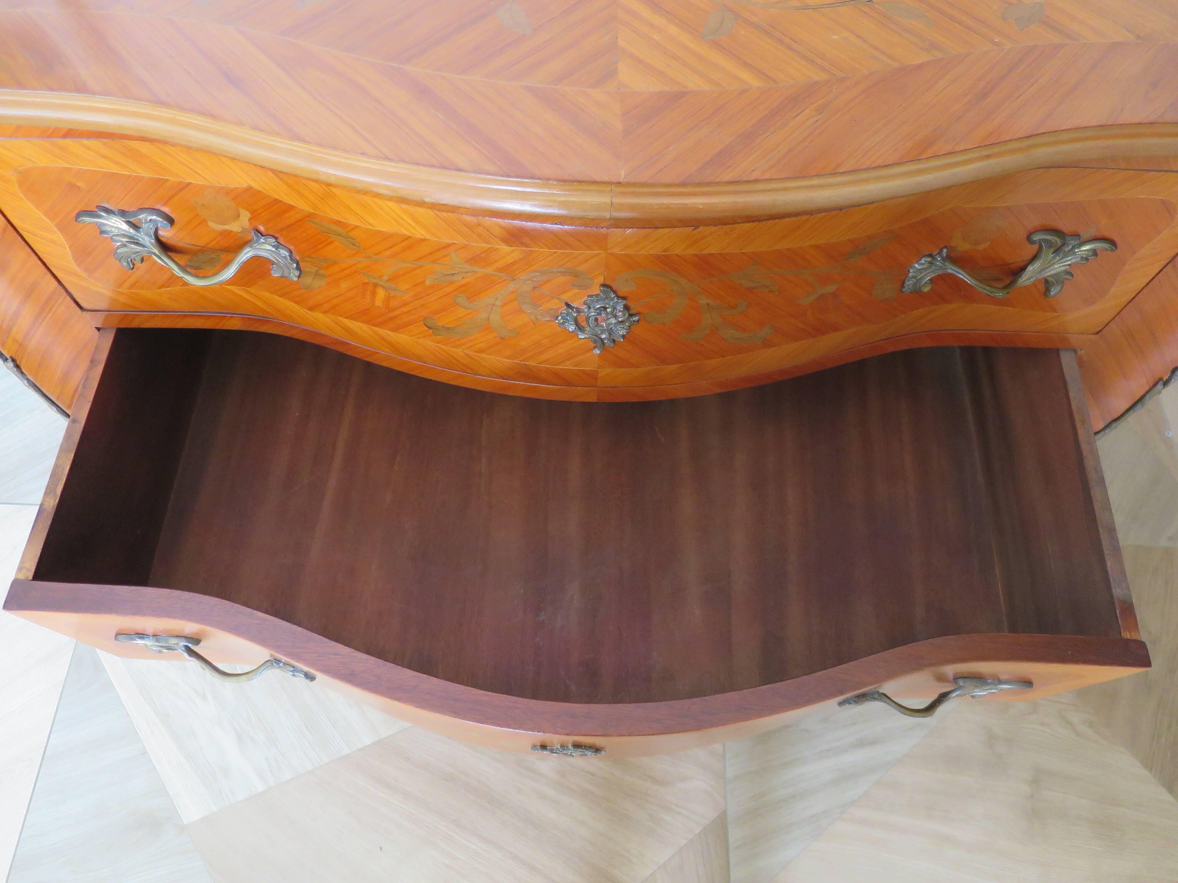 Louis XV commode - 2 drawers - floral marquetry - bronze ornament - 1950