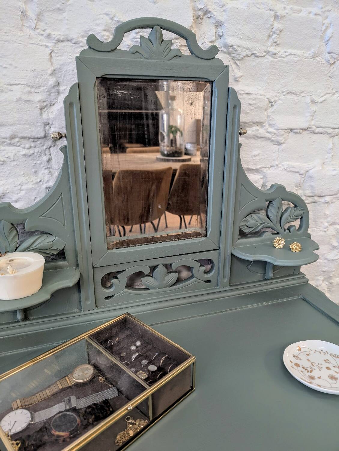 Art Nouveau dressing table
