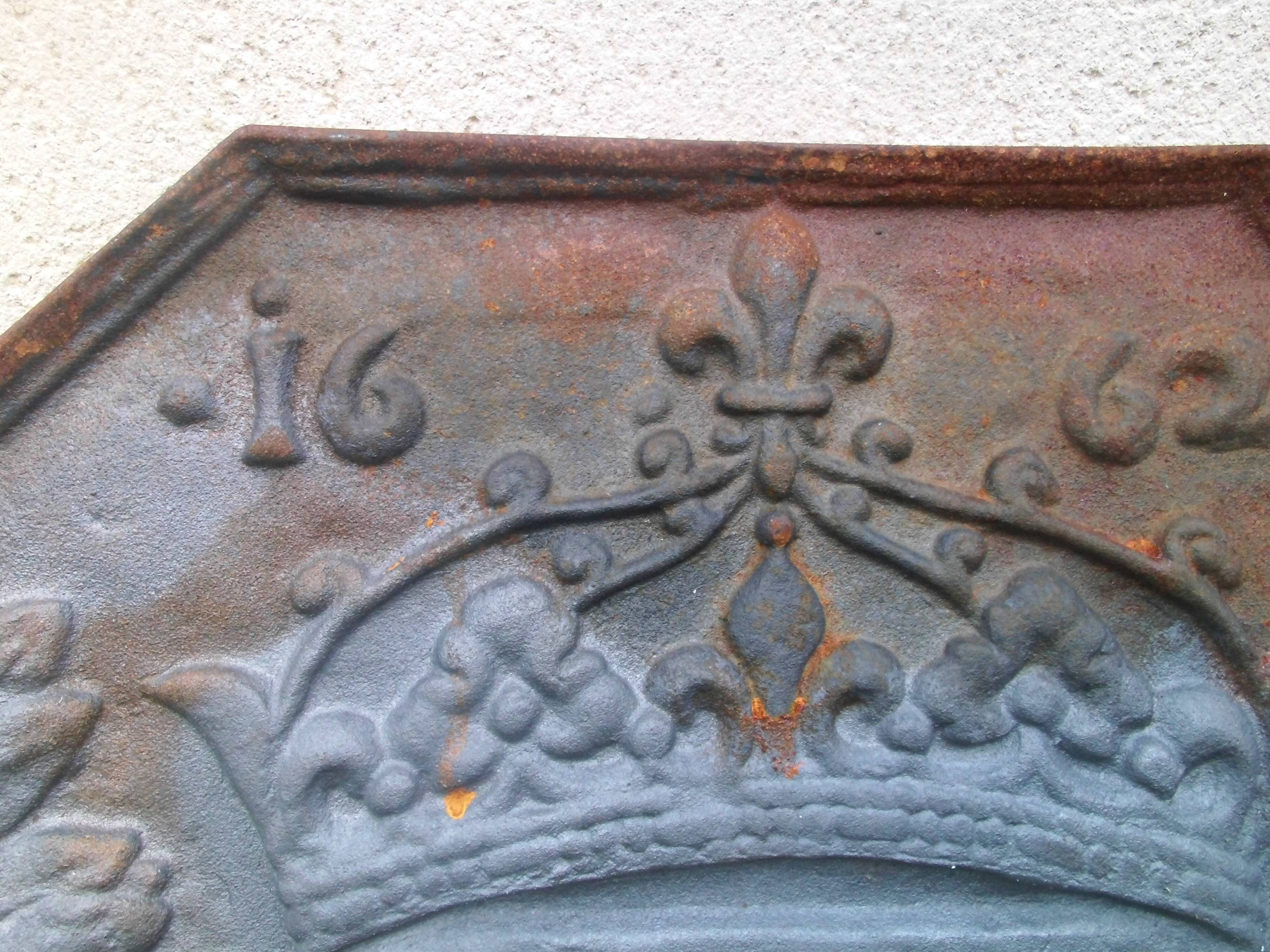 Plaque cheminée fleur de lys fonderie d'art Stern