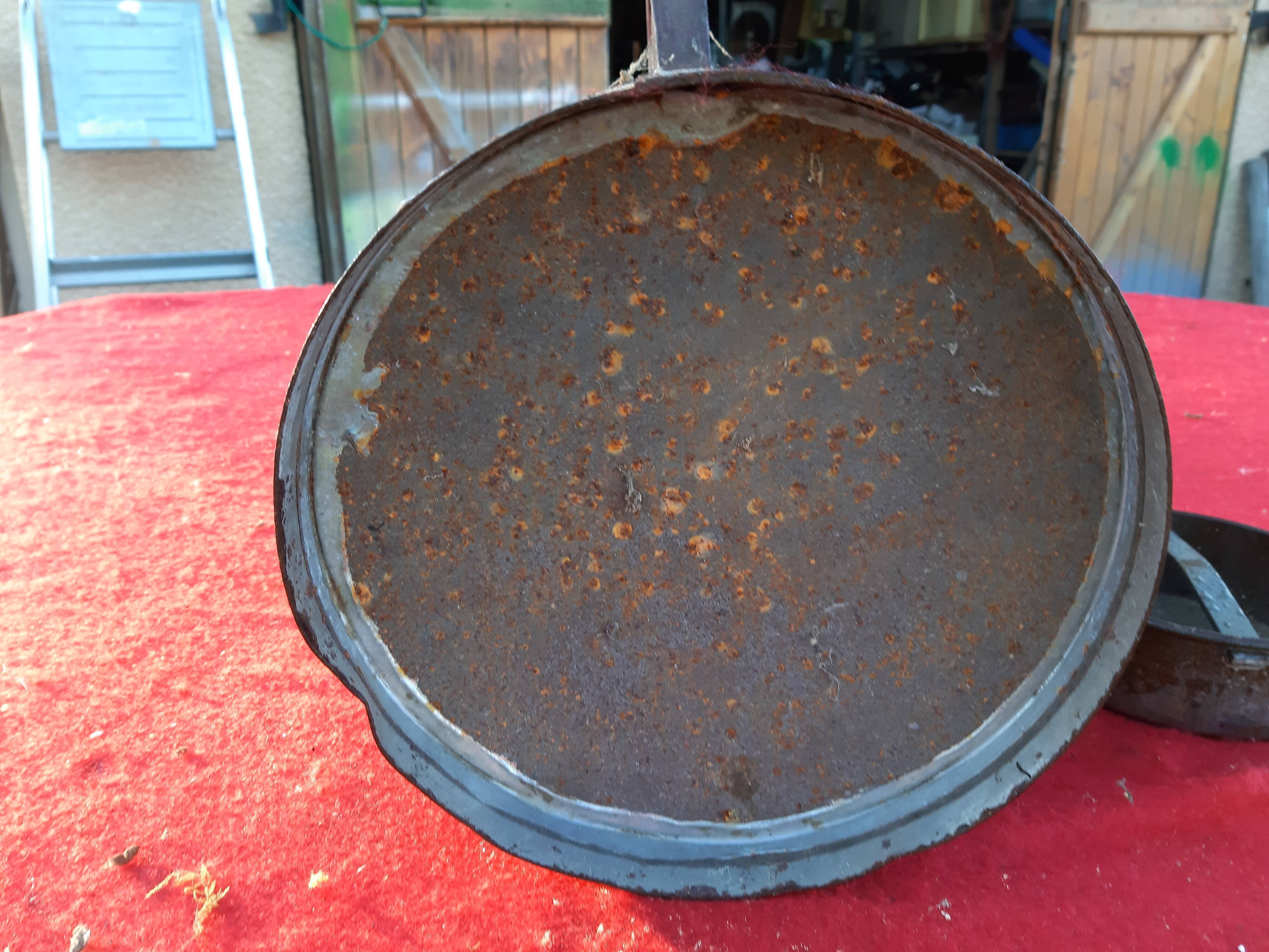 Milk can in tole