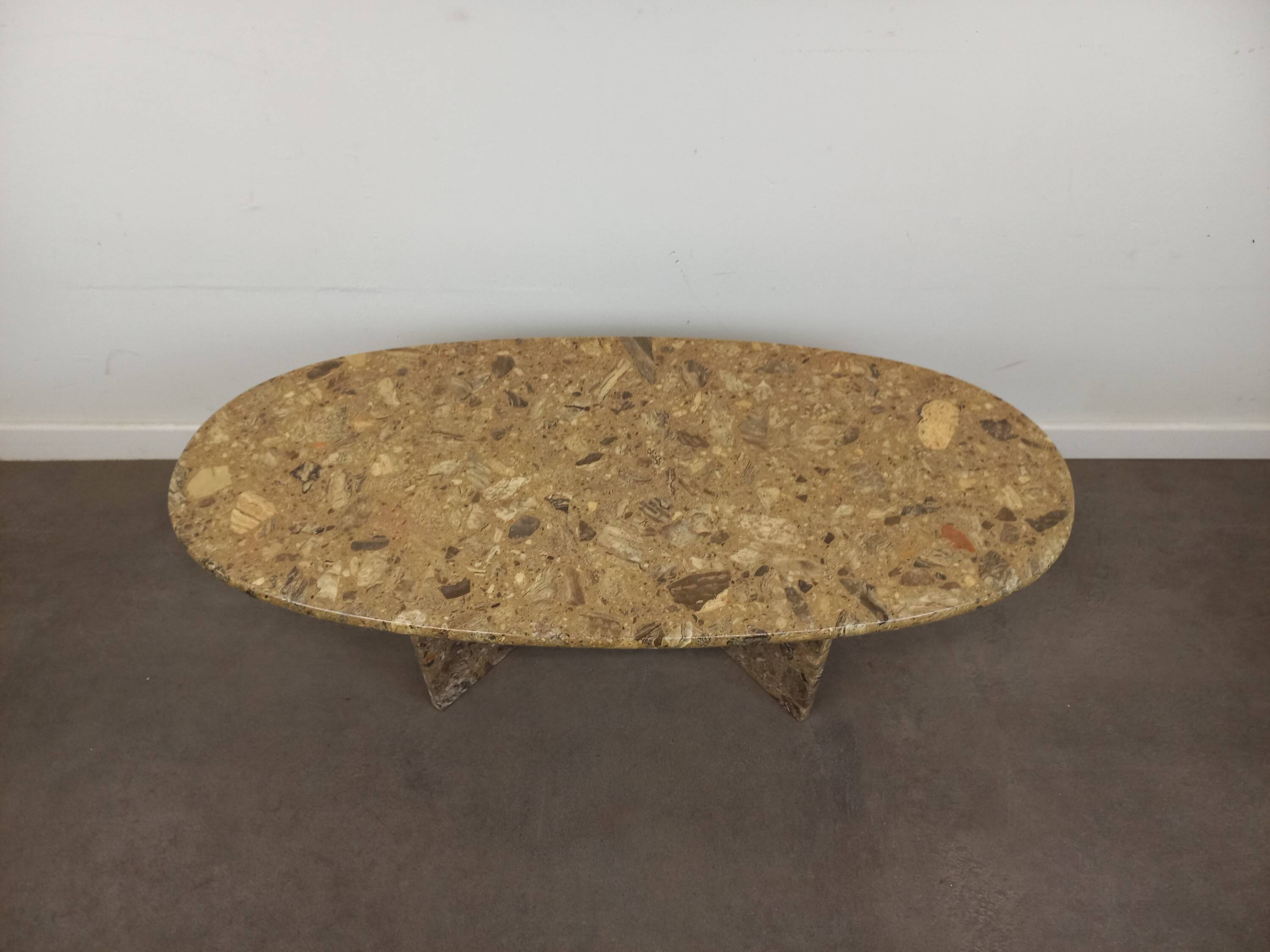 Vintage coffee table in reconstituted stone