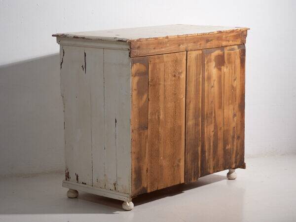 Antique white Provençal-style chest of drawers (circa 1920)