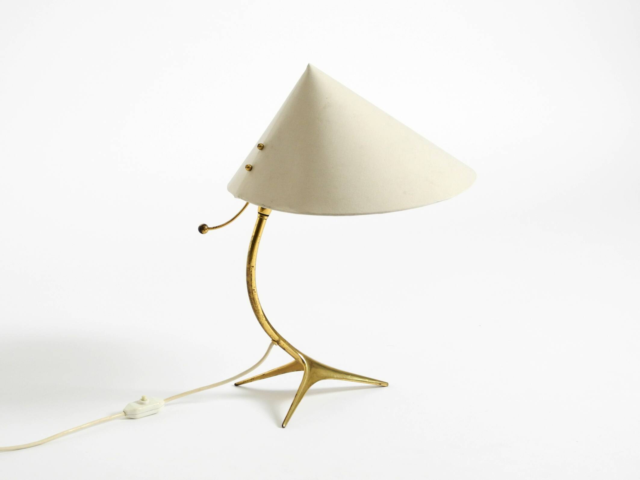Large mid-century modern brass crow's foot table lamp by Kalmar Austria